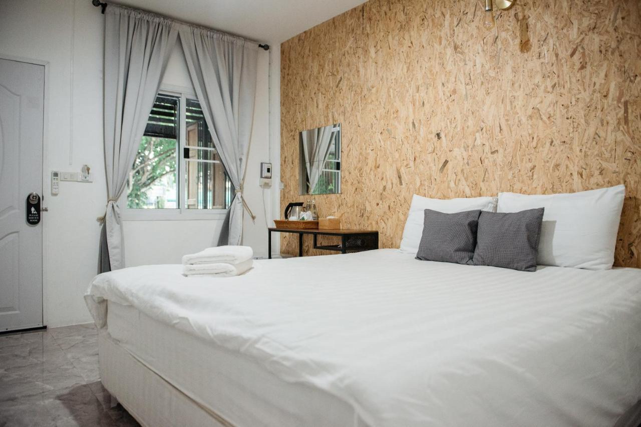Lamoon Boutique Hotel Suphan Buri Buitenkant foto