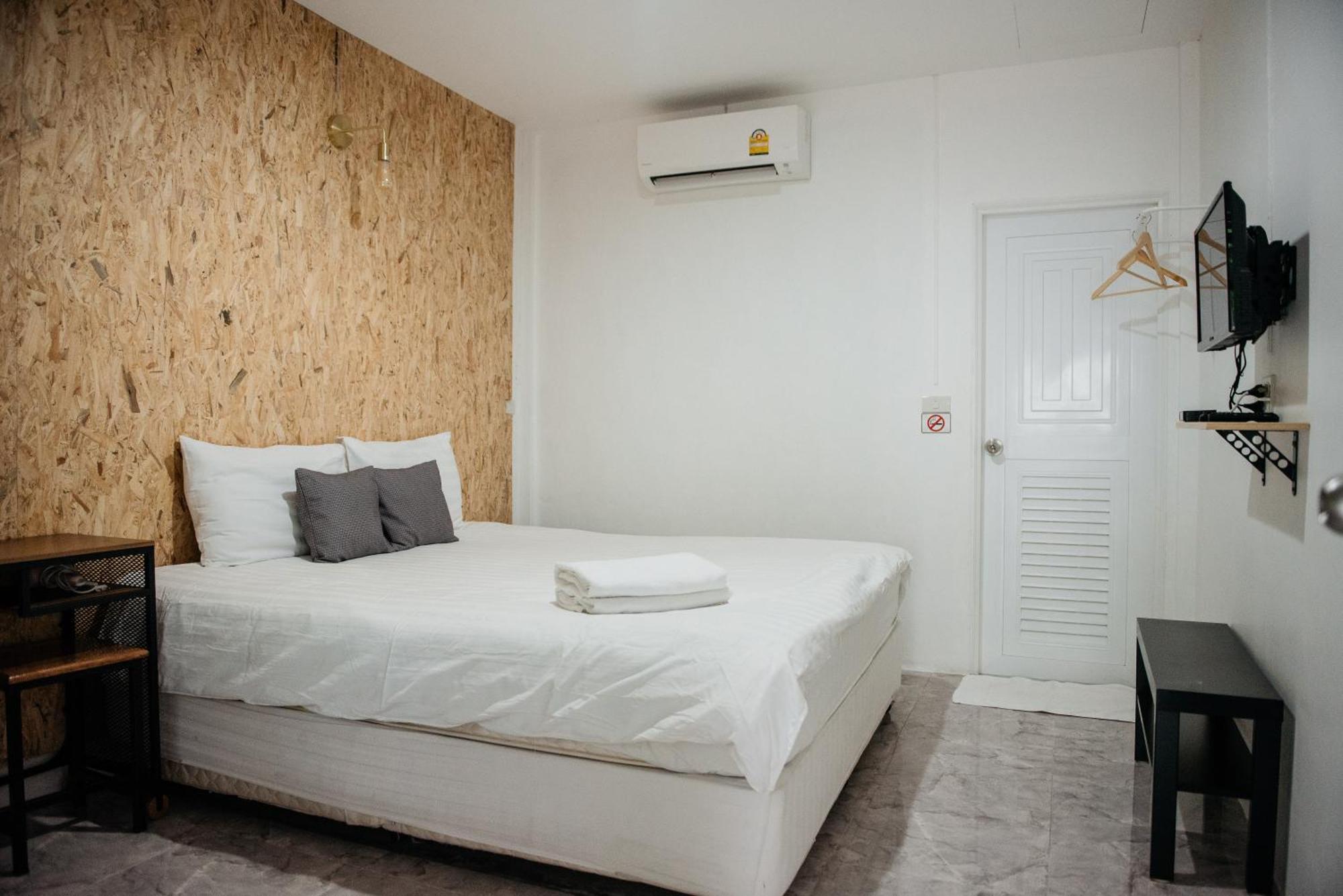 Lamoon Boutique Hotel Suphan Buri Buitenkant foto