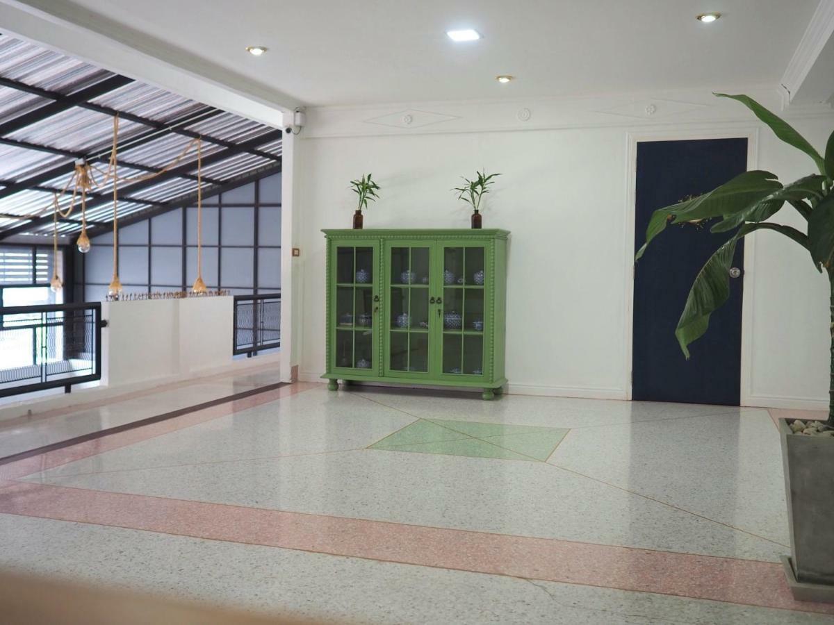 Lamoon Boutique Hotel Suphan Buri Buitenkant foto